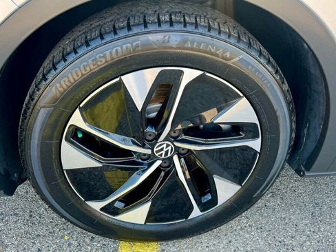 Used 2021 Volkswagen ID.4 Pro w/ ID.4 Protection Package image 31