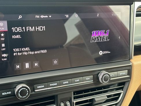 Used 2021 Porsche Macan Base image 19