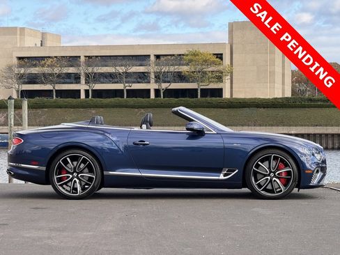 Used 2023 Bentley Continental GT Azure image 4