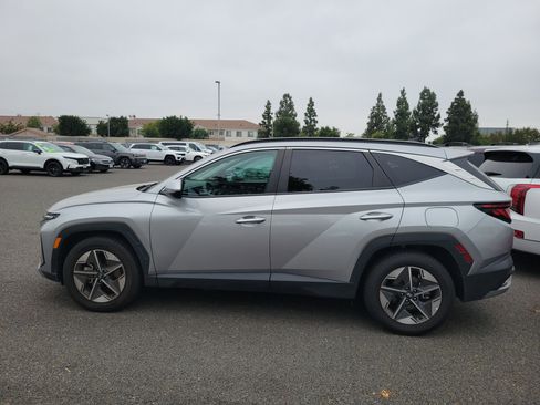Used 2025 Hyundai Tucson SEL FWD image 5