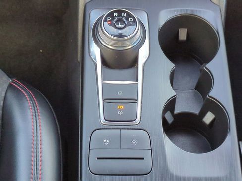 Used 2024 Ford Escape ST-Line image 19