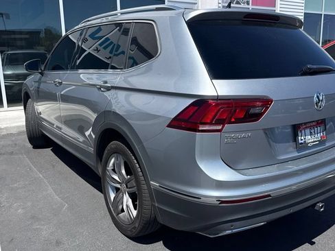 Used 2020 Volkswagen Tiguan SEL AWD/4WD image 5