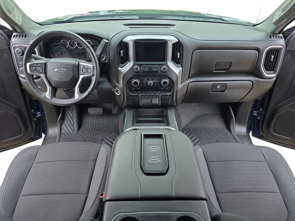 Certified 2022 Chevrolet Silverado 1500 RST AWD/4WD image 9