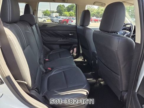 Used 2018 Mitsubishi Outlander SEL AWD/4WD image 15