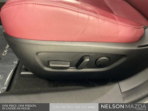 Used 2024 MAZDA CX-30 AWD 2.5 S w/ Preferred Package image 26