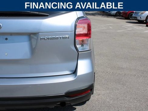 Used 2017 Subaru Forester 2.5i Premium AWD/4WD image 41