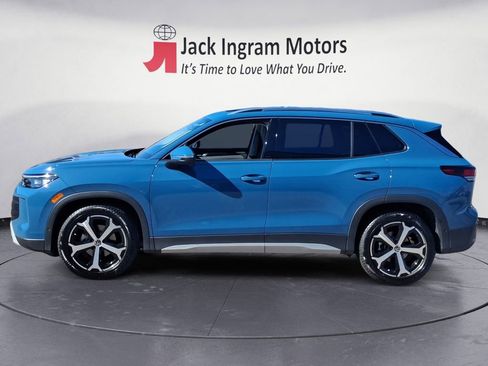 New 2026 Volkswagen Tiguan SE image 2