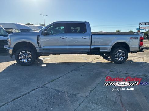 Used 2023 Ford F350 Lariat w/ Lariat Ultimate Package image 8