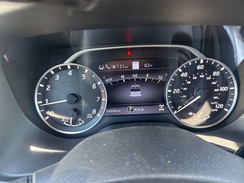 Used 2023 Nissan Titan Platinum Reserve w/ Moonroof Package image 7