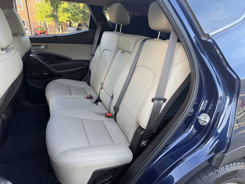 Used 2017 Hyundai Santa Fe Sport w/ 2.4L Tech Package 04 FWD image 17