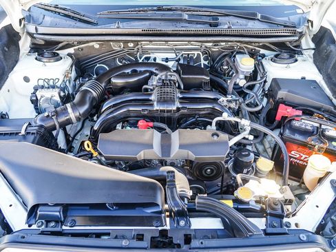 Used 2015 Subaru Crosstrek 2.0i Premium w/ Popular Package #2 image 28