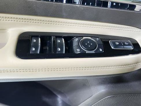 Used 2023 Lincoln Corsair FWD image 19