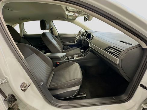 Used 2024 Volkswagen Jetta S image 31