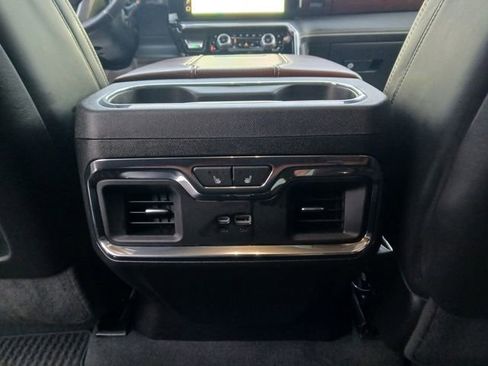 Used 2024 GMC Sierra 2500 Denali Ultimate image 31