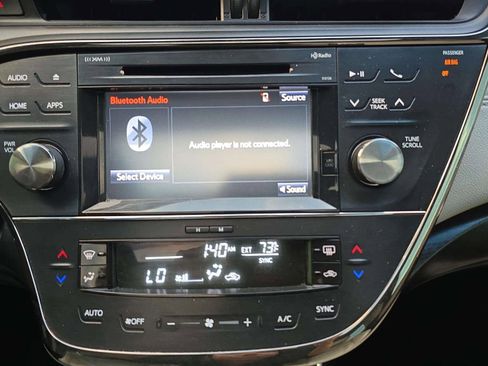 Used 2018 Toyota Avalon XLE Premium image 23