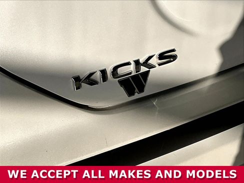 Used 2024 Nissan Kicks SV FWD image 21