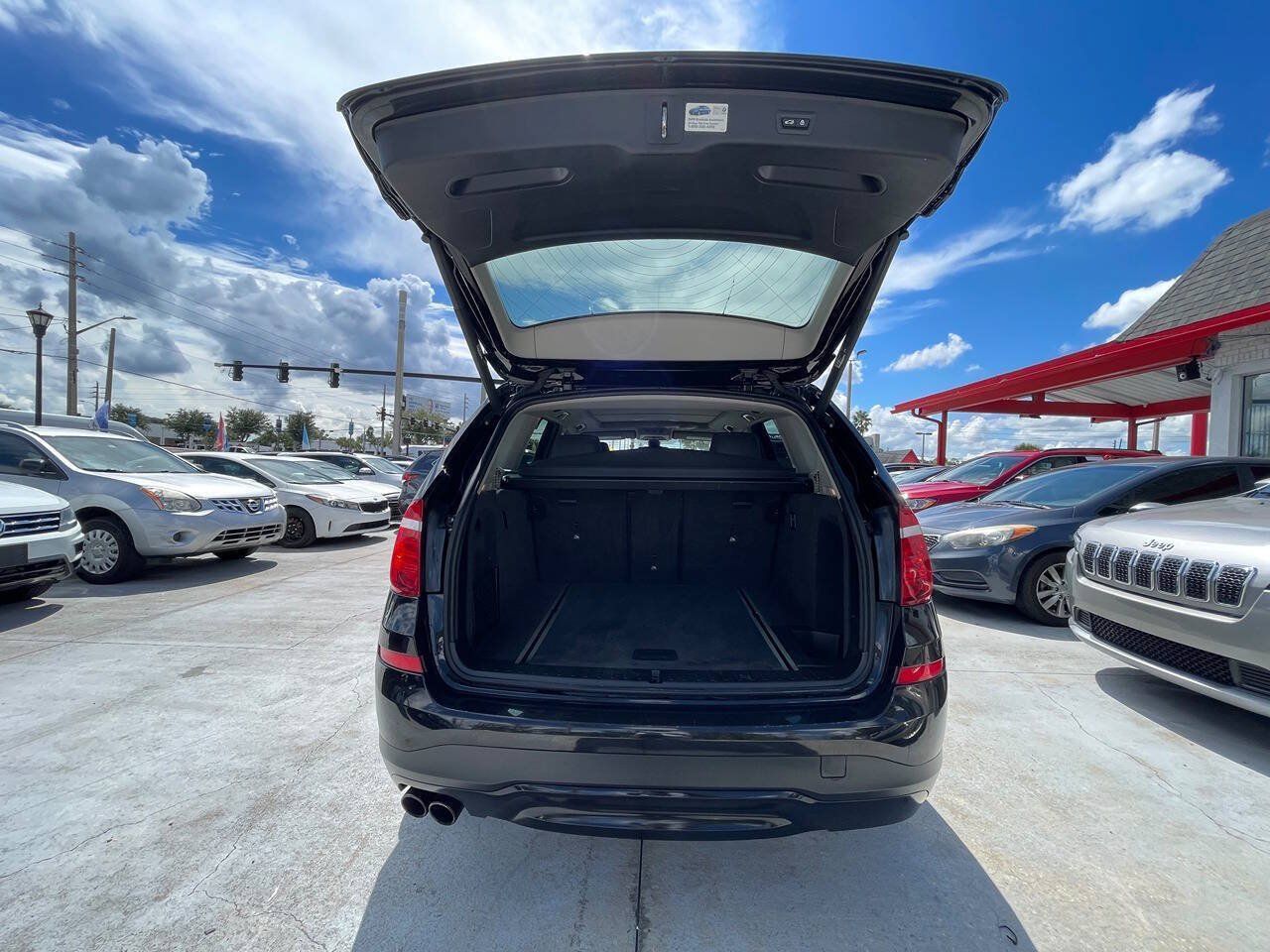 Used 2017 BMW X3 sDrive28i RWD image 10