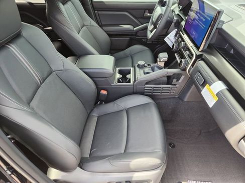 New 2026 Toyota 4Runner Limited AWD/4WD image 12