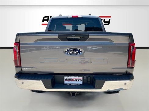 Used 2024 Ford F150 XLT w/ Tow/Haul Package image 6