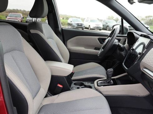 Used 2025 Subaru Forester Premium image 15