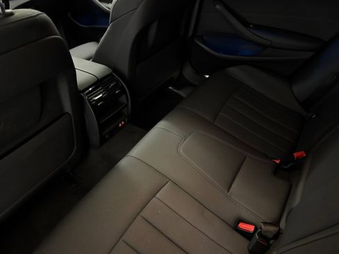 Used 2023 BMW 530e w/ Convenience Package image 26