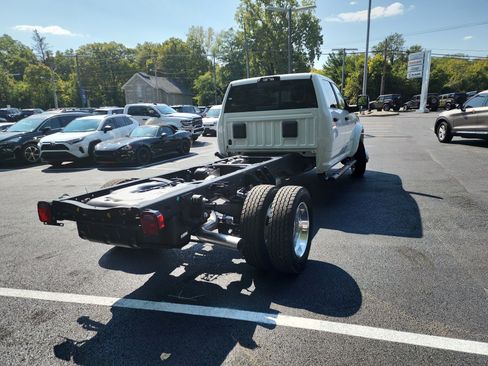 New 2026 RAM 5500 4x4 Crew Cab image 22