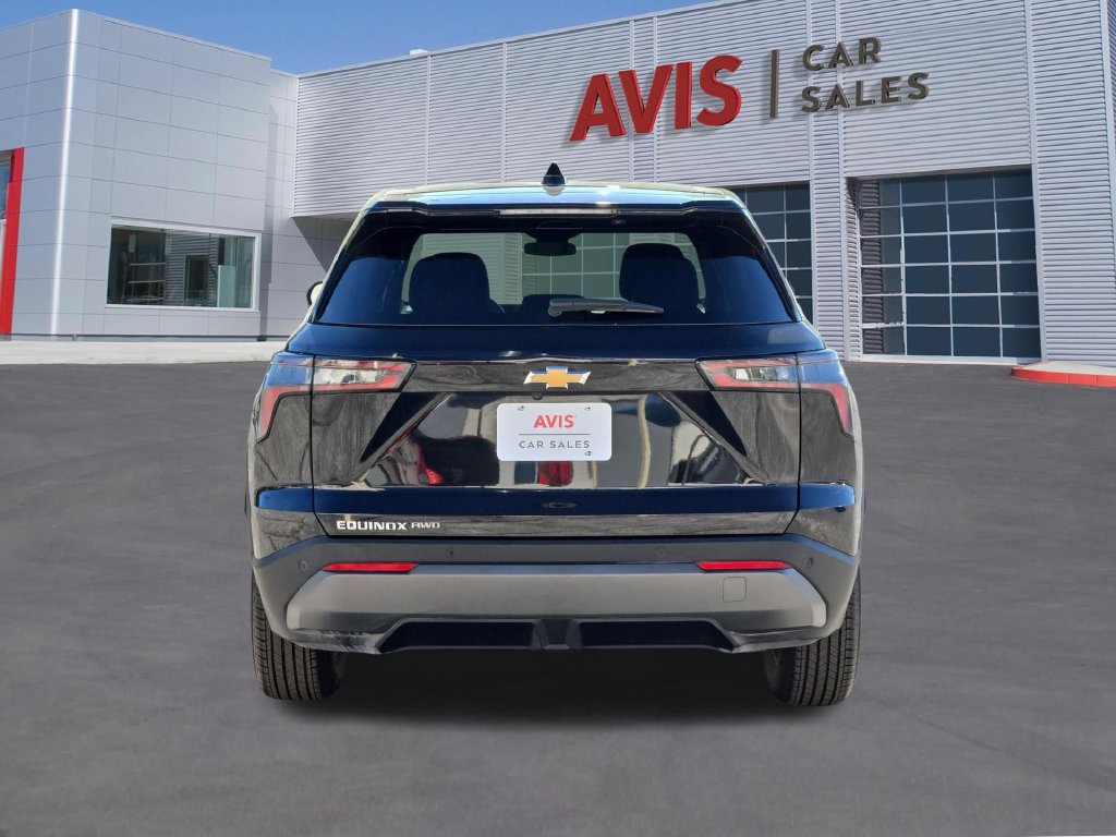 Used 2026 Chevrolet Equinox LT AWD/4WD image 7
