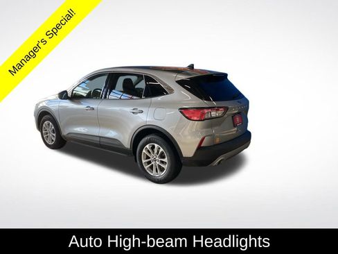 Used 2022 Ford Escape SE w/ Convenience Package image 19