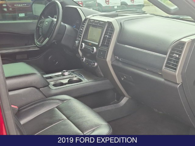 Used 2019 Ford Expedition XLT w/ Equipment Group 202A RWD image 24