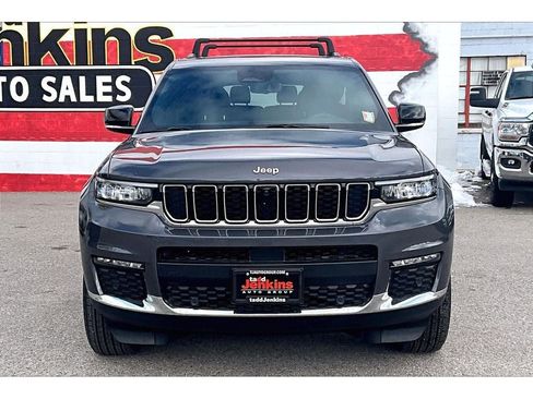 Used 2025 Jeep Grand Cherokee L Limited w/ Luxury Tech Group II image 3
