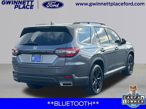 Used 2025 Honda Pilot Black Edition image 5