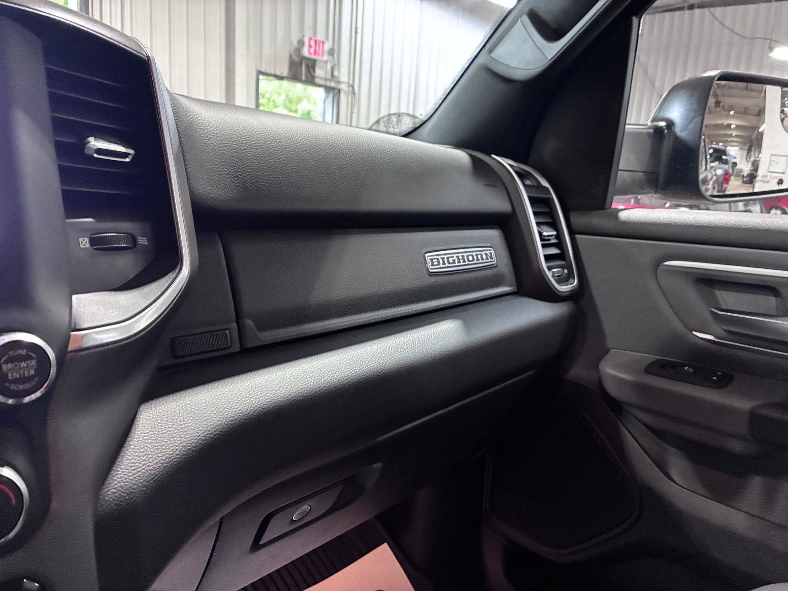 Used 2022 RAM 1500 Big Horn AWD/4WD image 34