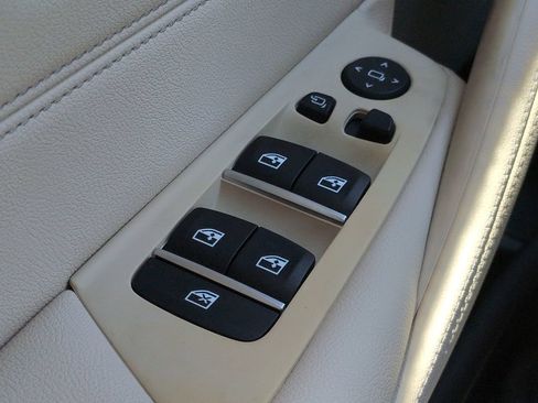 Used 2023 BMW 540i w/ Premium Package RWD image 26