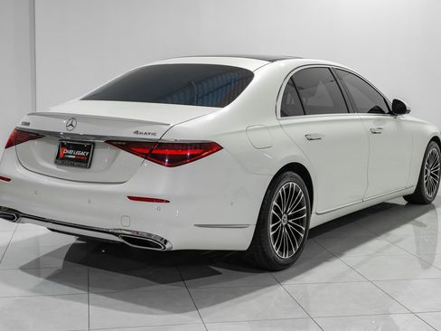 Used 2022 Mercedes-Benz S 580 4MATIC Sedan image 4