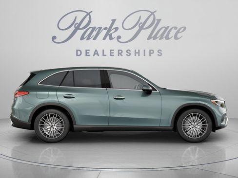 Certified 2026 Mercedes-Benz GLC 300 image 28