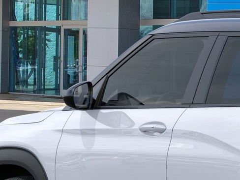 New 2026 Chevrolet TrailBlazer RS w/ Convenience Package FWD image 13