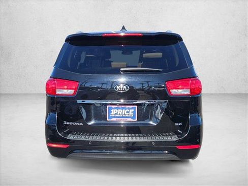 Used 2018 Kia Sedona EX image 5