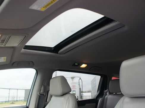 Used 2021 Honda Odyssey EX-L image 6