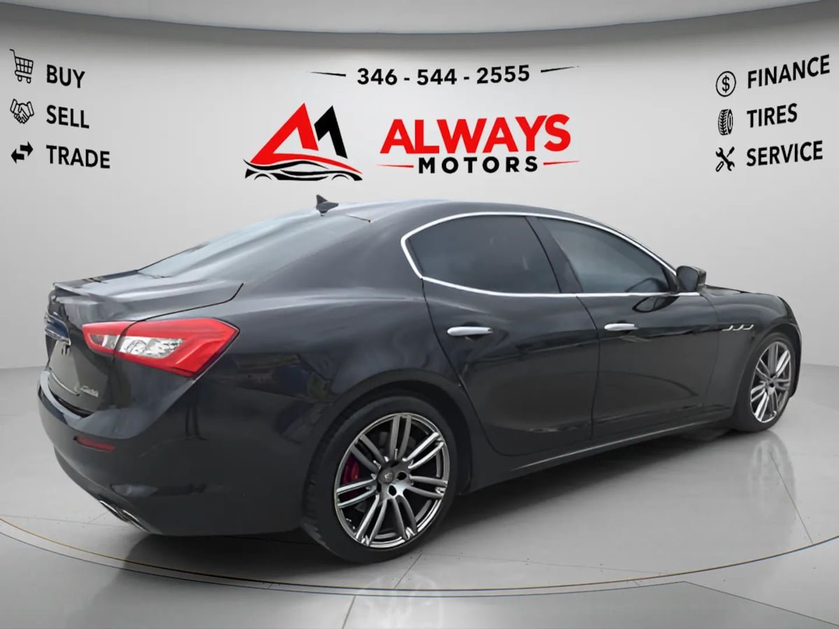 Used 2018 Maserati Ghibli S GranLusso AWD/4WD image 11