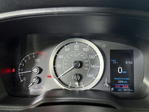 Used 2021 Toyota Corolla LE FWD image 11