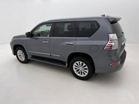 Used 2018 Lexus GX 460 image 8