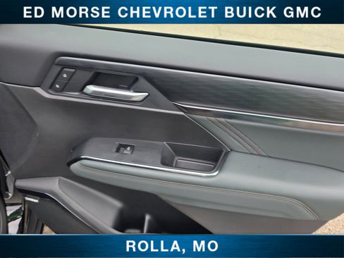 Used 2026 GMC Acadia AT4 w/ Luxury Package AWD/4WD image 21