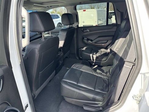 Used 2019 Chevrolet Tahoe LT w/ Luxury Package image 17