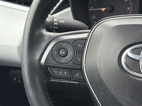 Used 2025 Toyota Corolla SE image 25