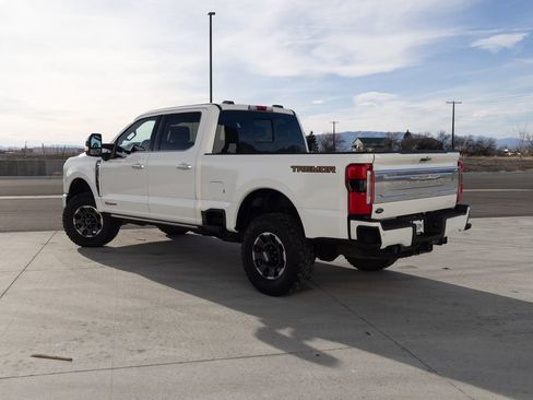 Used 2023 Ford F350 Platinum w/ Tremor Off-Road Package image 4