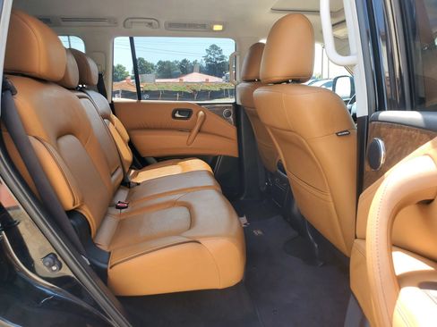 Used 2016 INFINITI QX80 4WD w/ Signature Edition Package image 28