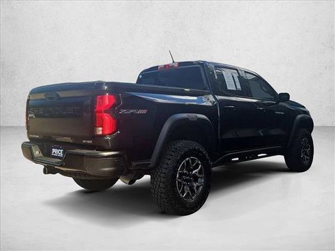 Used 2024 Chevrolet Colorado ZR2 w/ ZR2 Convenience Package III AWD/4WD image 5