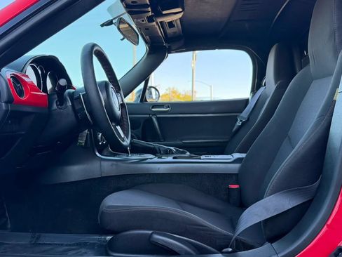 Used 2015 MAZDA MX-5 Miata Club RWD image 10