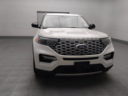 Used 2020 Ford Explorer Platinum w/ Premium Technology Package image 14