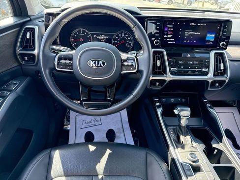 Used 2021 Kia Sorento EX w/ EX AWD X-Line Package image 14